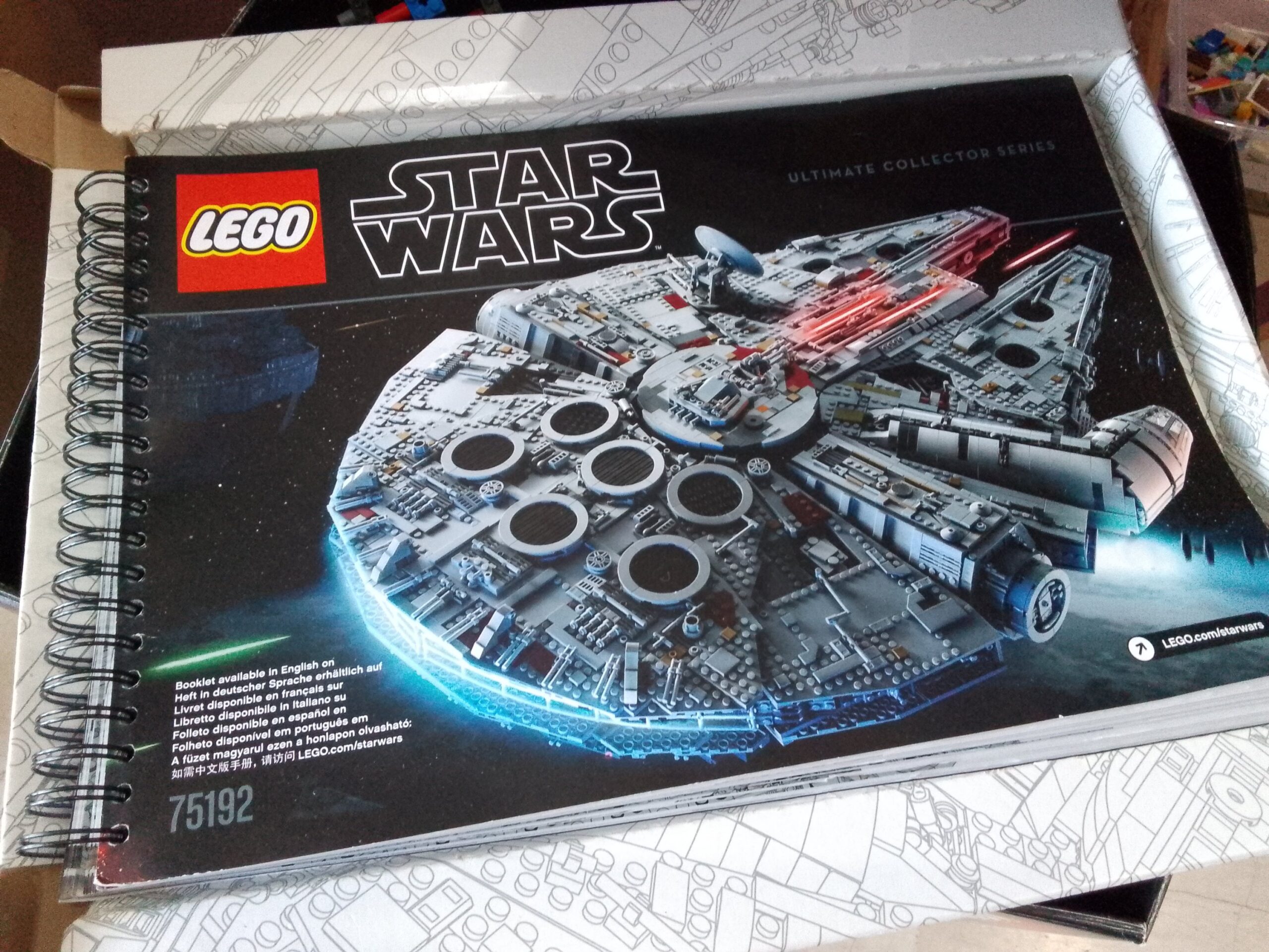 75192 Millennium Falcon - UCS {2nd edition}