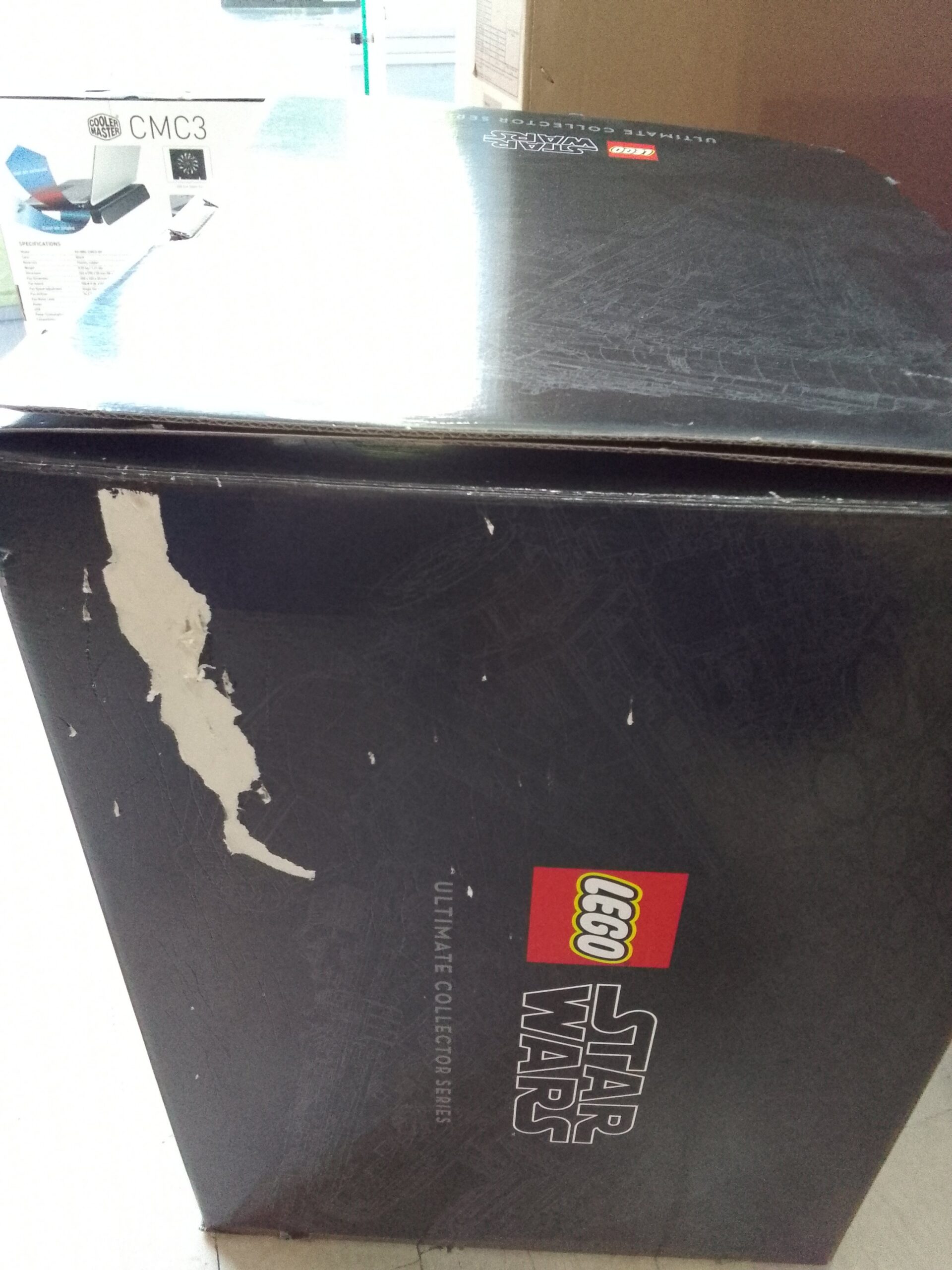 75192 Millennium Falcon - UCS {2nd edition} - immagine 7
