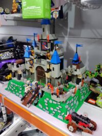 6091 King Leo's Castle