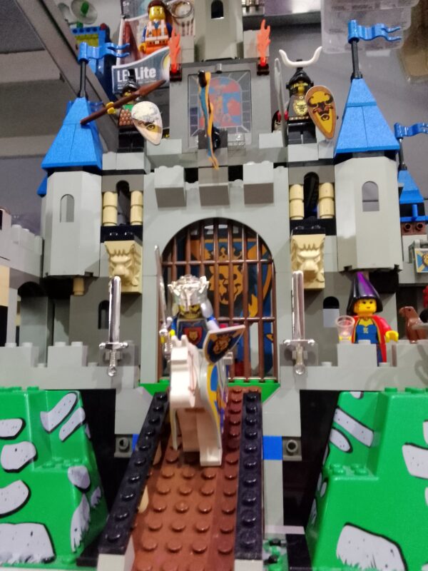 King Leo's Castle - immagine 2