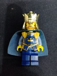 Fantasy Era - Crown King with Cape