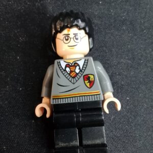 Harry Potter - Gryffindor Stripe and Shield Torso, Black Legs