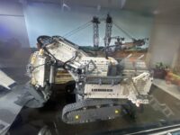 42100 Liebherr R 9800