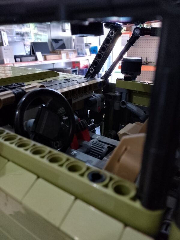 Land Rover Defender - immagine 4