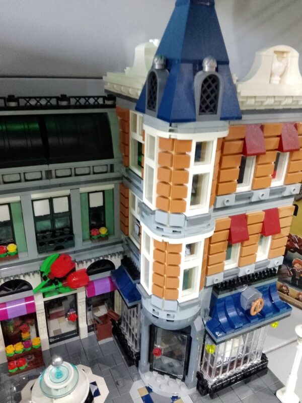 Assembly Square - immagine 8