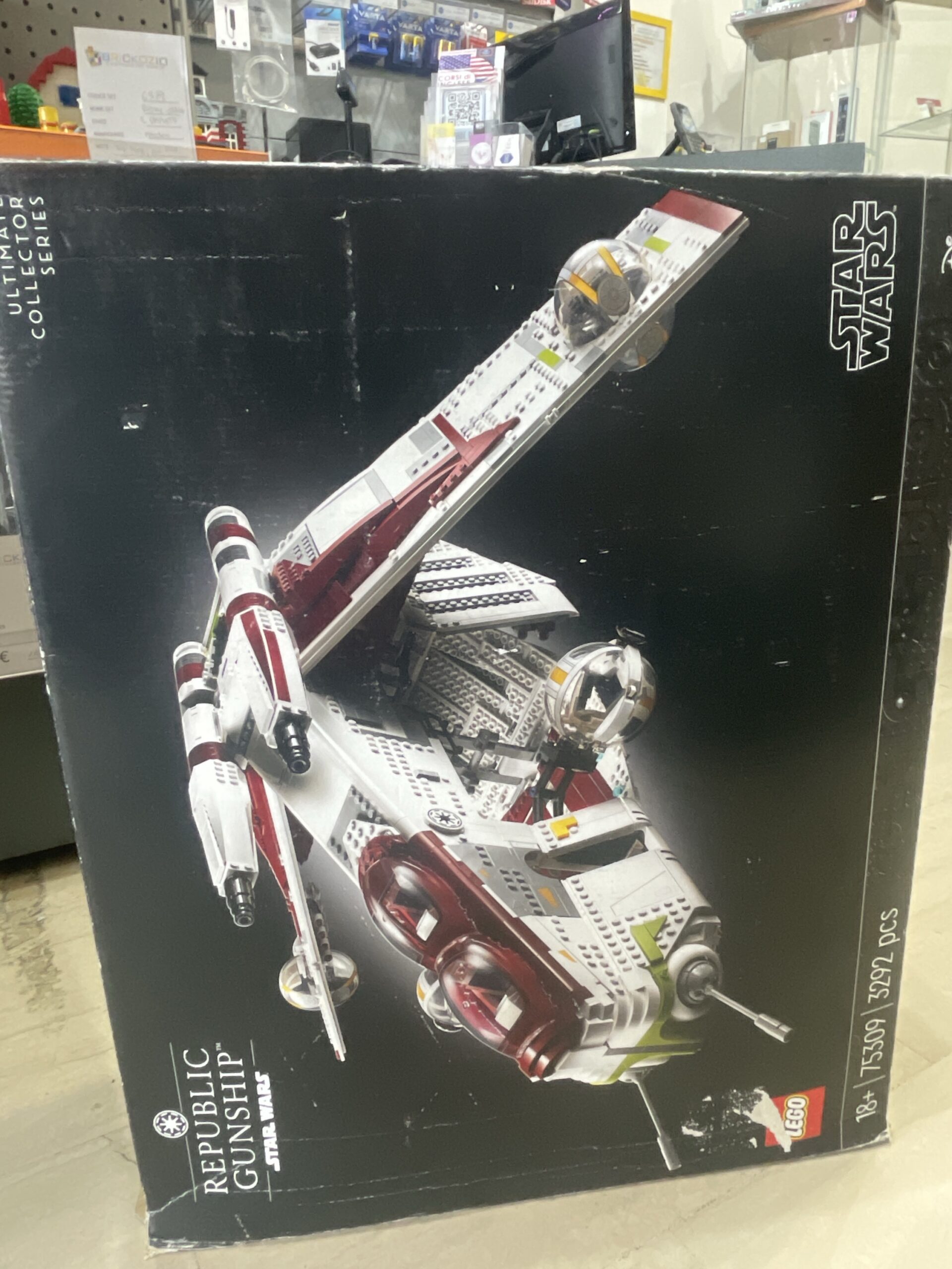 75309 Republic Gunship - UCS