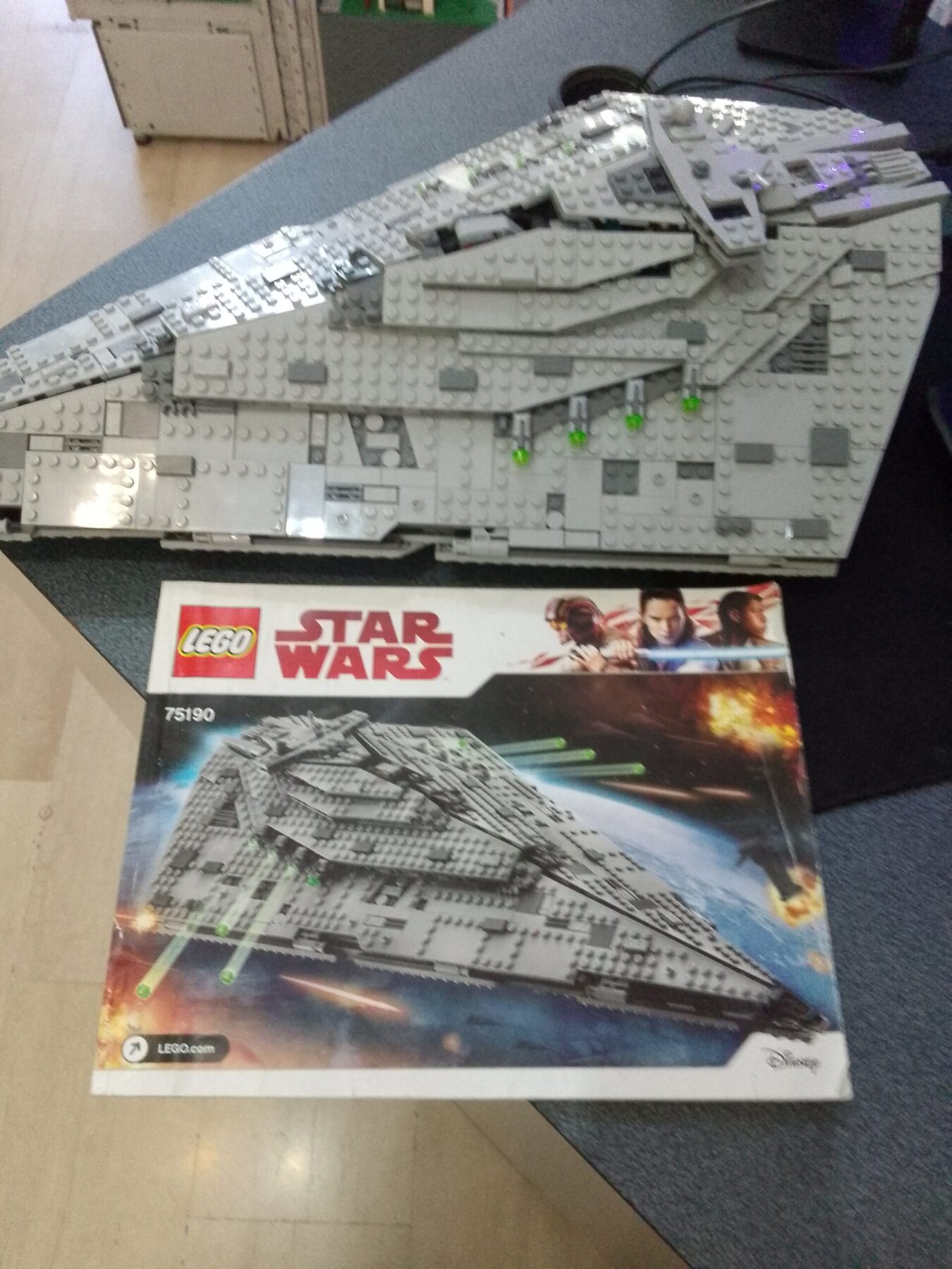 First Order Star Destroyer - immagine 5