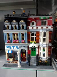 10218 Pet Shop