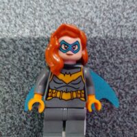 Batgirl - Minifigure, Dark Bluish Gray Suit (Rebirth)