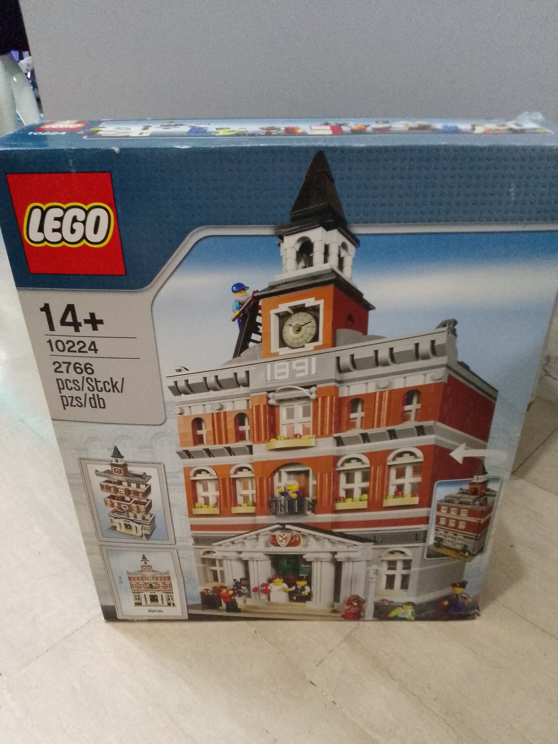 10224 Town Hall