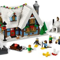 10229 - Winter Village Cottage