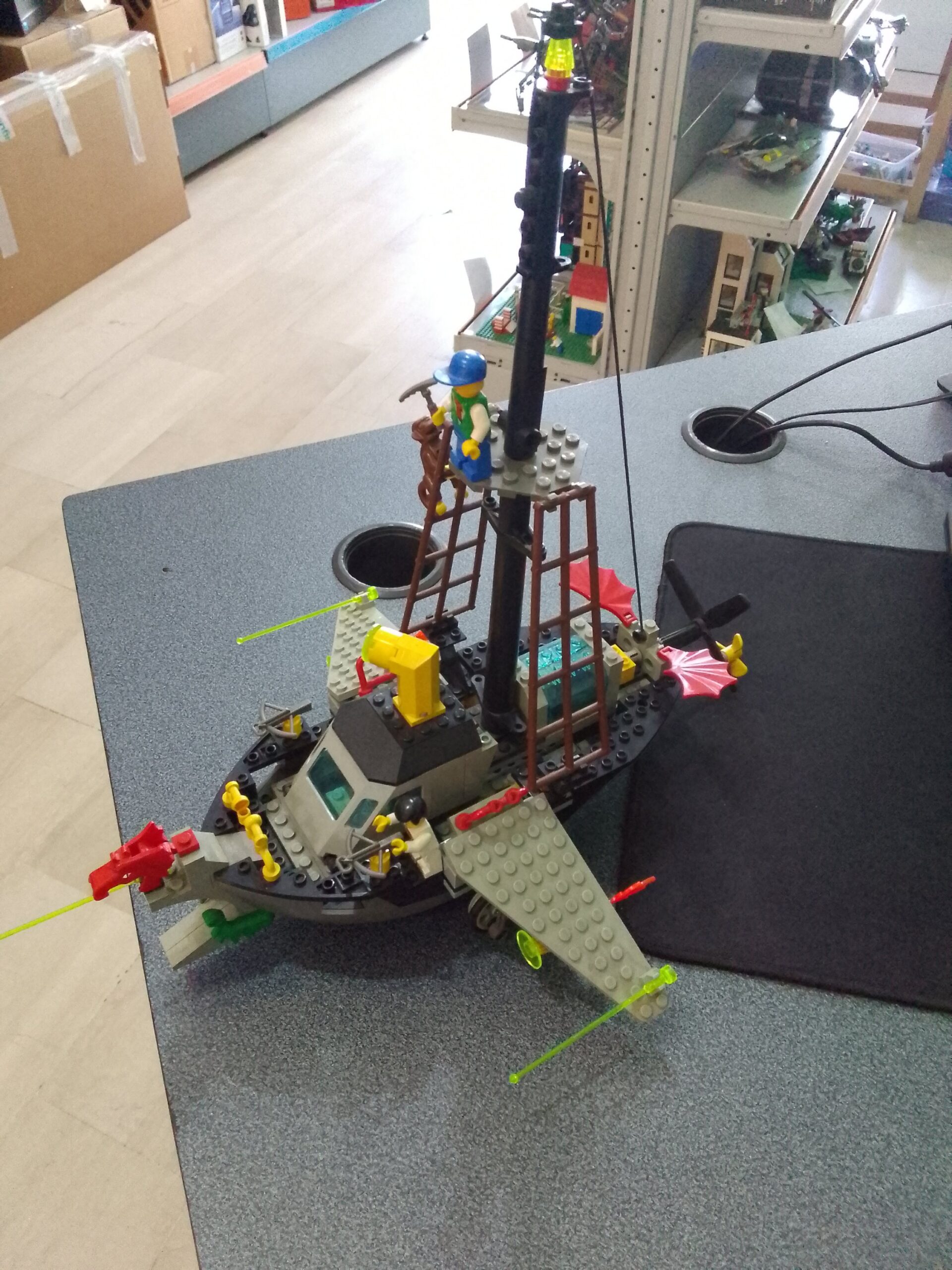 Flying Time Vessel - immagine 3