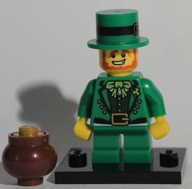 col06-9 - Leprechaun, Series 6 (Complete Set with Stand and Accessories)
